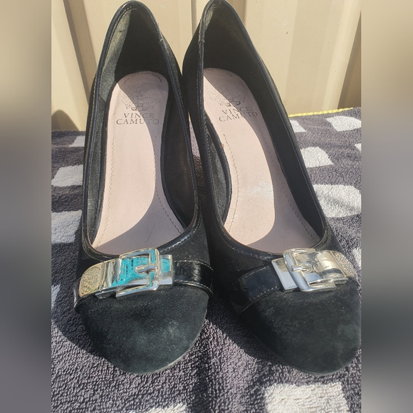 Vince Camuto Shoes - Vince Camuto black wedge